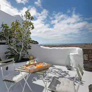 https://apartamento-pitaya.in-canary-islands.com